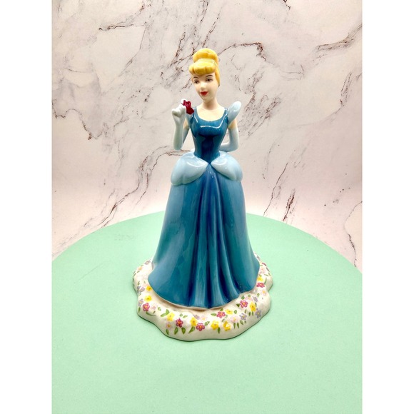 Royal Doulton Other - Royal‎ Doulton Disney Cinderella 7" Tall Showcase Collection Hand Made Decorated